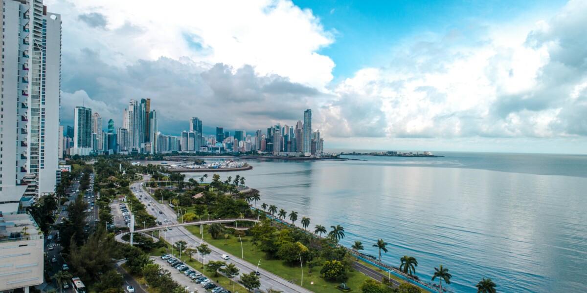 luis-aleman-JBjd0IBIAl8-unsplash luis-aleman-JBjd0IBIAl8-unsplash